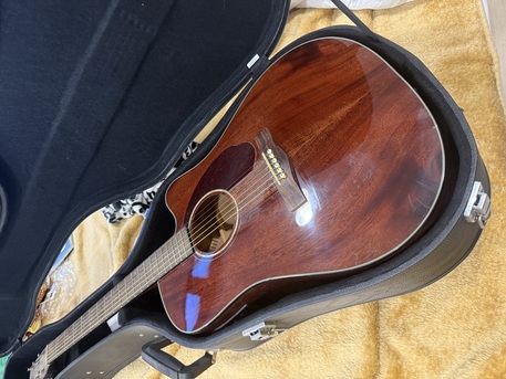 Dammam, Musical Instruments, SAR 1500,  Fender Mahogany Semi Acoustic Guitar In Hard Case
