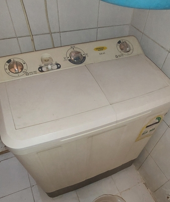 Jeddah, Household Items, SAR 200,  Washing Machine  Used