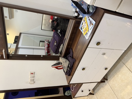 Riyadh, Furniture, SAR 800,  Urgent Sale Bedset Almost New