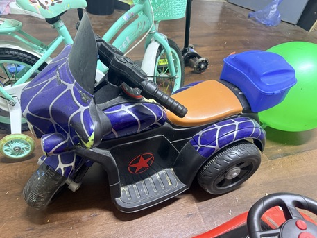 Al Iskan, Baby & Kid Stuff, SAR 400,  Baby Kids- Motor Cycle / Bike / Cycle And Padler