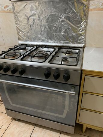 Jeddah, Household Items, SAR 250,  5-burner Oven In Good Working Condition
