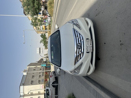 Riyadh, Vehicles, Cars & Trucks , SAR 17000,  Hyundai Sonata,  2013,  Automatic,  400000 KM,    Great Condition