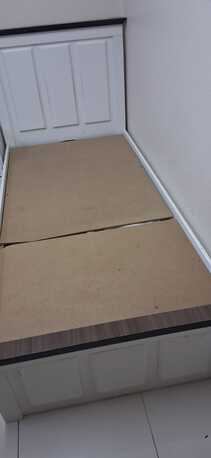Al Khobar Al Shamalia, Household Items, SAR 150,  Single Bed With Side Table