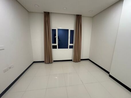 Hidd, Rooms for Rent, BHD 100/month,  0 Sq. Meter,  Spacious And Bright Room For Rent In A 2BHK Flat Near Anjal Fuel Station New Hidd Area