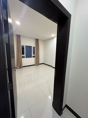 Hidd, Rooms for Rent, BHD 100/month,  0 Sq. Meter,  Spacious And Bright Room For Rent In A 2BHK Flat Near Anjal Fuel Station New Hidd Area