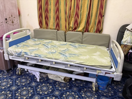 Riyadh, Household Items, SAR 200,  Medical Bed/Hospital Bed/Surgical Bed For Sale Brand New