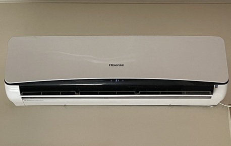 Manama, Air Conditioners, BHD 250,  Hisense 2 Ton Inverter Split AC &ndash; Excellent Condition