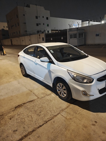Riyadh, Vehicles, Cars & Trucks , SAR 17000,  Hyundai Accent,  2016,  Automatic,  289990 KM,