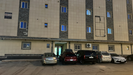 Dhahrat Laban, Apartments, Flats, Houses & Villas, 5 BR,  Appartment For Rent