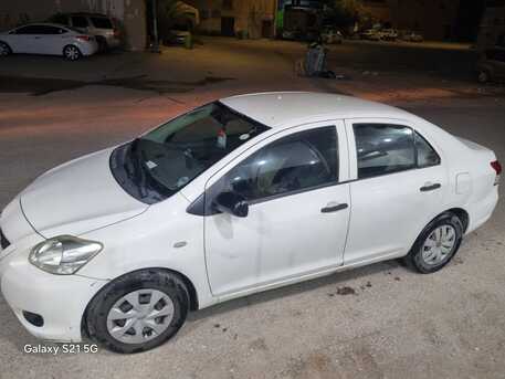 Riyadh, Vehicles, Cars & Trucks , SAR 15500,  Toyota,  2011,  Manual,  300 KM,   Yaris