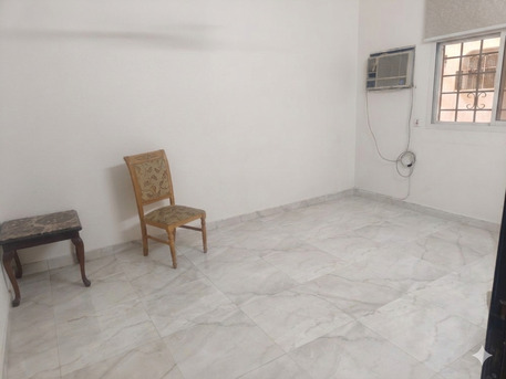 Riyadh, Apartments, Flats, Houses & Villas, SAR 25000/year,  1 BR,  100 Sq. Meter,  Two Room Flat Available For Rent In Mansoorah District