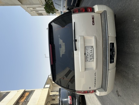 Al Murabba, Vehicles, Cars & Trucks , SAR 40000,  GMC Yukon Denali,  2013,  Automatic,  266000 KM,   XL  Good Condition Family Used