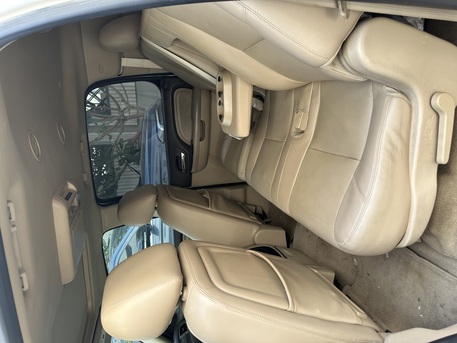 Al Murabba, Vehicles, Cars & Trucks , SAR 40000,  GMC Yukon Denali,  2013,  Automatic,  266000 KM,   XL  Good Condition Family Used