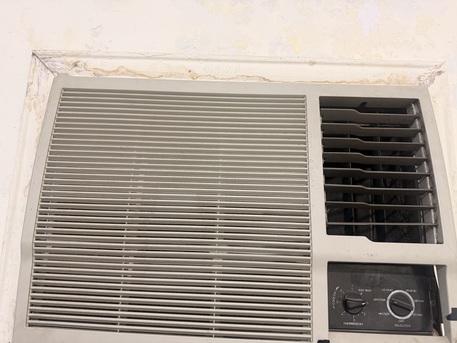 Jeddah, Air Conditioners, SAR 500,  Window AC Urgent Sell