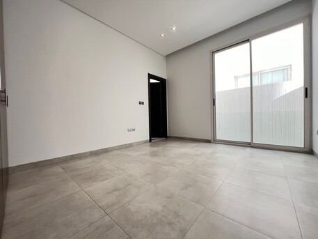 Kuwait City, Apartments, Flats, Houses & Villas, KWD 1150/month,  3 BR,  Rawda, Lovely, Unfurnished Three Bedroom Floor W/terrace