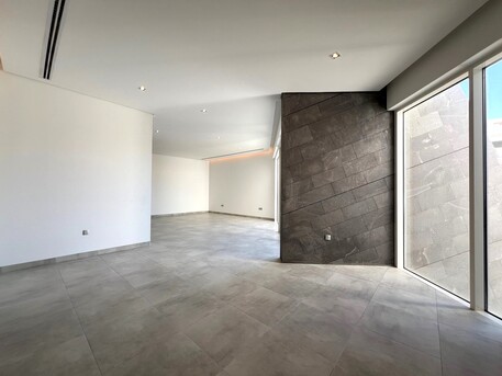 Kuwait City, Apartments, Flats, Houses & Villas, KWD 1150/month,  3 BR,  Rawda, Lovely, Unfurnished Three Bedroom Floor W/terrace