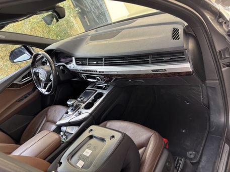 Riyadh, Auto Parts, SAR 75000,  2017 Audi Q7 S‑Line 3.0T 126000kms