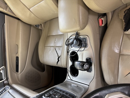 Riyadh, Auto Parts, SAR 30000,  Jeep Grand Cherokee 2015 Hemi V8