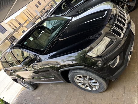 Riyadh, Auto Parts, SAR 30000,  Jeep Grand Cherokee 2015 Hemi V8