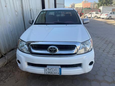 Jeddah, Vehicles, Cars & Trucks , SAR 35000,  Toyota  Hilux,  2010,  Manual,  555948 KM,  Toyota Hilux, , , , For Sale