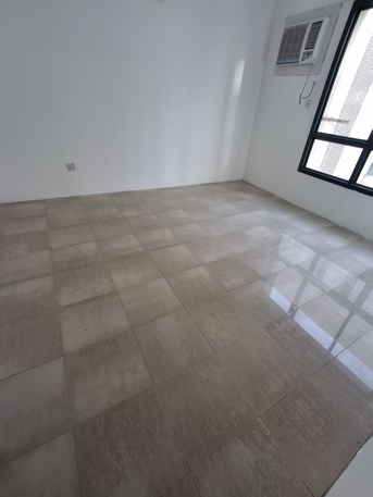 Hoora, Apartments, Flats, Houses & Villas, BHD 200/month,  2 BR,  2bhk Semi Furnished 200bd With Ac With Out Ewa In Hoora