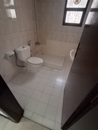 Hoora, Apartments, Flats, Houses & Villas, BHD 200/month,  2 BR,  2bhk Semi Furnished 200bd With Ac With Out Ewa In Hoora