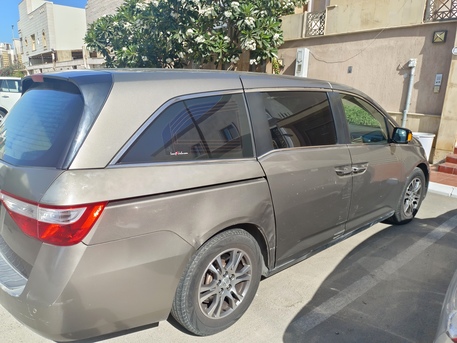 Jeddah, Vehicles, Cars & Trucks , SAR 240000,  Honda Odyssey Elite,  2013,  Automatic,  298000 KM,  First Owner Family Car