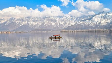New Delhi, Travel, Srinagar Delights 4 Nights 5 Days Starting From 18000/- Per Person