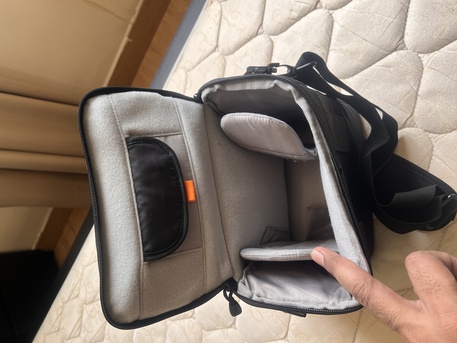 Riffa, Photo & Video, BHD 150,  Lowepro Camera Bag