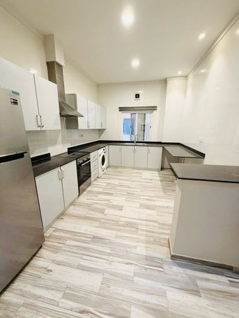 Juffair, Apartments, Flats, Houses & Villas, BHD 280/month,  2 BR,  2 Bedroom Apartment | Inclusive | 280 BHD Per Month