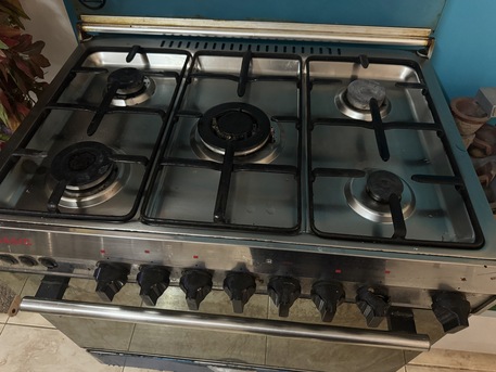 Al Yarmouk, Appliances, SAR 400,  Cooking Range / Gas Stove Five Burner Oven Grill