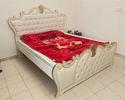 Manama, Furniture, Bed Available For Sale