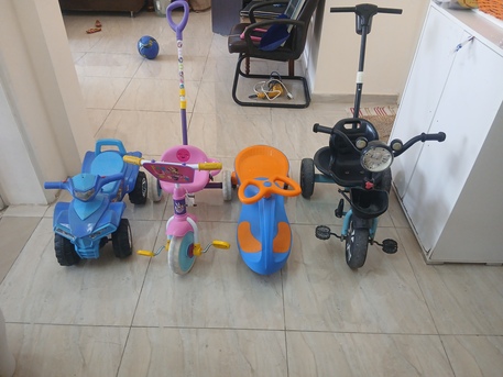 Umm Al Hassam, Bicycles, Bhd 20,  2 Bicycle 2 Cars Used As New