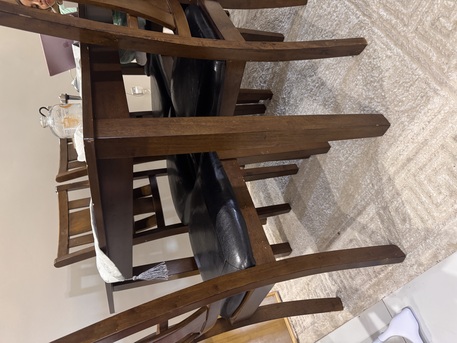 Jeddah, Furniture, SAR 1100,  Selling A Dining Table Set With 6 Chairs In Good Condition.