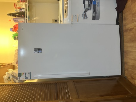 Dhahran, Appliances, SAR 900,  Upright Freezer - White In Very Good Condition
