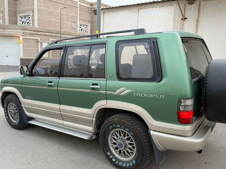 Riyadh, Vehicles, Cars & Trucks , SAR 17000,  Isuzu Trooper,  2000,  Automatic,  288479 KM,  SAR17000,  4x4, (7 Seater), , , , 4x4, Excellent Condit
