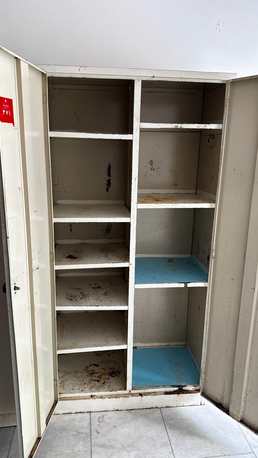 Al Wizarat, Household Items, SAR 500,  URGENT SALE: Must Go In 3 Days! Kitchen Cabinets And Table