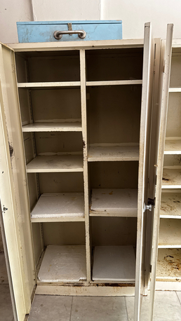 Al Wizarat, Household Items, SAR 500,  URGENT SALE: Must Go In 3 Days! Kitchen Cabinets And Table