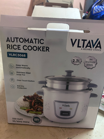 Riyadh, Household Items, SAR 80,  Low Price | 2.2L Rice Cooker With Box | Only 4 Months Used | Excellent Condition | 100