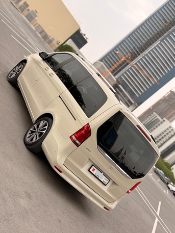 Zinj, Vehicles, Cars & Trucks , BHD 16900,  MERCEDES V250,  2021,  Automatic,  33000 KM,  NON ACCIDENT