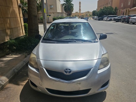 Riyadh, Vehicles, Cars & Trucks , SAR 17500,  Toyota Yaris,  2013,  Automatic,  380000 KM,