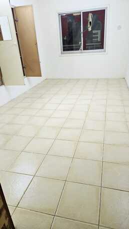 Salmaniya, Apartments, Flats, Houses & Villas, BHD 250/month,  4 BR,  4 Bedroom Unfurnished Flat For Rent Without Ewa