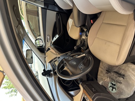 Tabuk City, Vehicles, Cars & Trucks , SAR 41000,  Hyundai Santa Fe,  2015,  Automatic,  152000 KM,  Selling This Beautiful Hyundai Grand Santafe Due To Final Exit