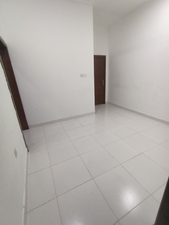 Gudaibiya, Apartments, Flats, Houses & Villas, BHD 160/month,  1 BR,  Semi Furnished 1 BHK Spacious Flat For Rent In Gudaibiya Unlimited Electricity *35529070