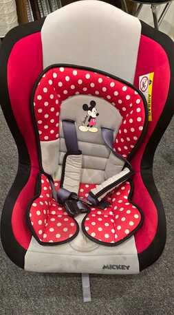 Mughrizat, Baby & Kid Stuff, SAR 200,  Centrepoint Mickey Mouse Car Seat