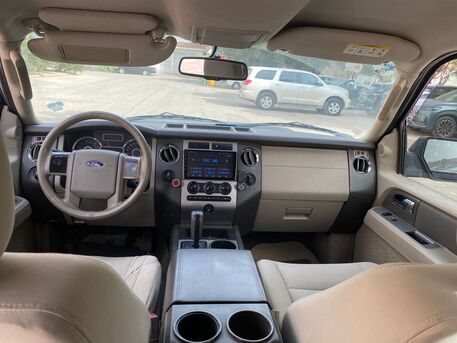 Riyadh, Vehicles, Cars & Trucks , SAR 20000,  Ford Expedition,  2012,  Automatic,  384000 KM,   [Black Edition]