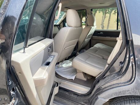 Riyadh, Vehicles, Cars & Trucks , SAR 20000,  Ford Expedition,  2012,  Automatic,  384000 KM,   [Black Edition]