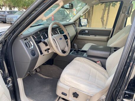 Riyadh, Vehicles, Cars & Trucks , SAR 20000,  Ford Expedition,  2012,  Automatic,  384000 KM,   [Black Edition]