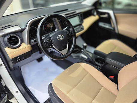 Manama, Vehicles, Cars & Trucks , BHD 6500,  Toyota RAV4,  2016,  Automatic,  59000 KM,   Full Option