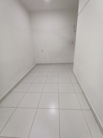 Gudaibiya, Apartments, Flats, Houses & Villas, BHD 150/month,  1 BR,  1 Bedroom Flat Semi Furnished For Rent In Gudaibiya With Unlimited Electricity*35529070
